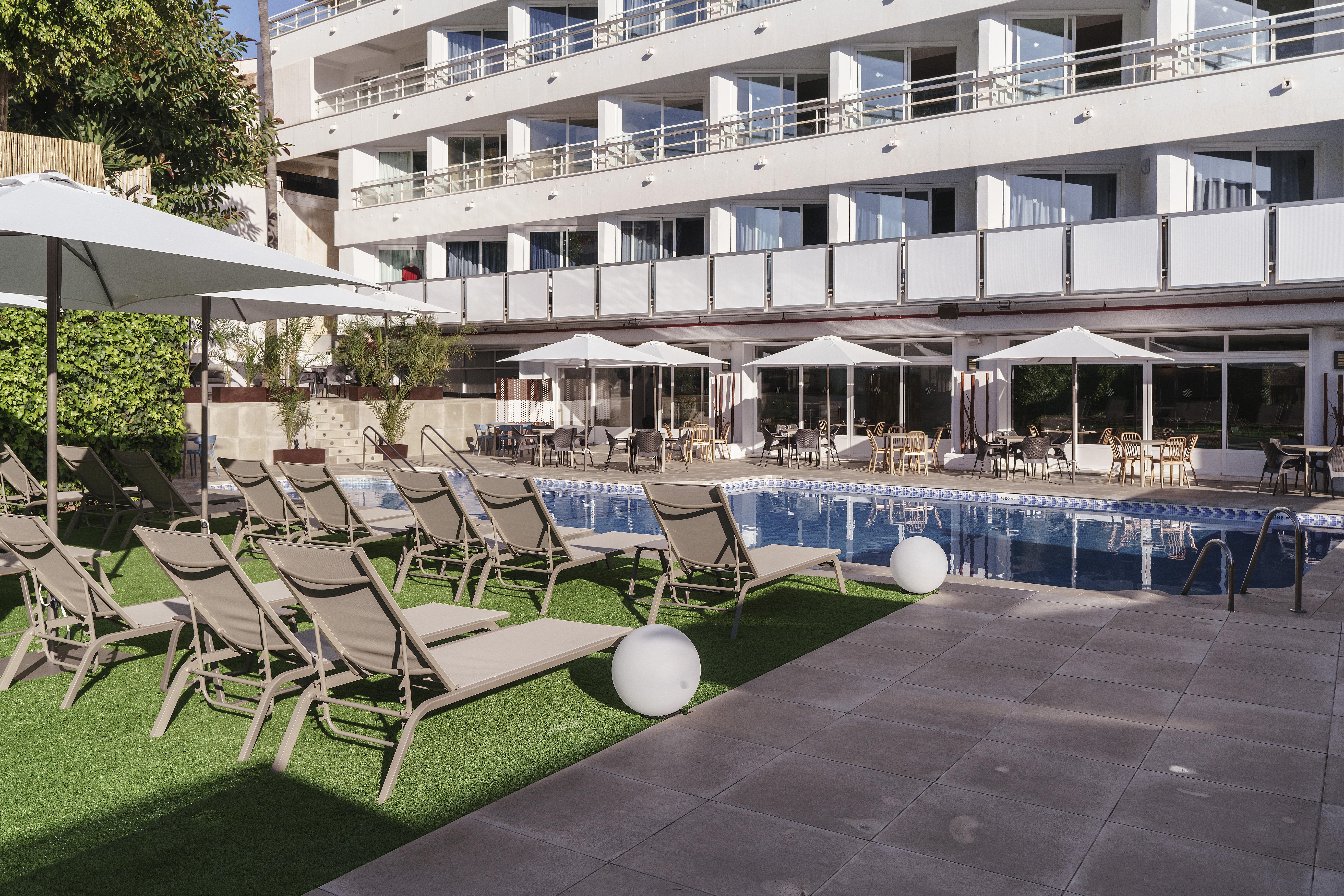 Aluasoul Costa Malaga - Adults Recommended Hotell Torremolinos Eksteriør bilde